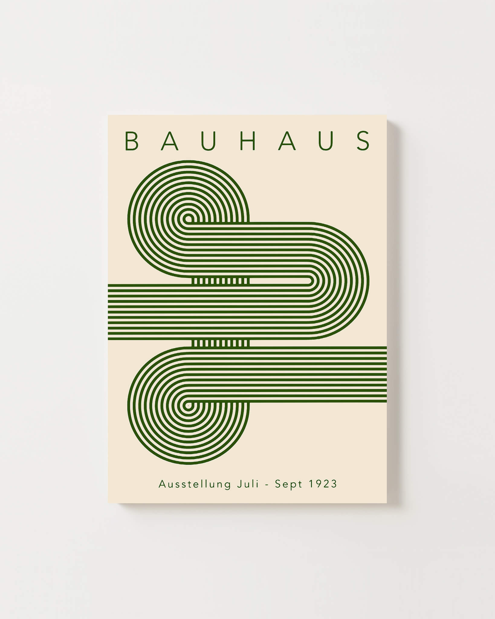 Affiche typographique Bauhaus 1923 avec spirales graphiques vertes sur fond beige.